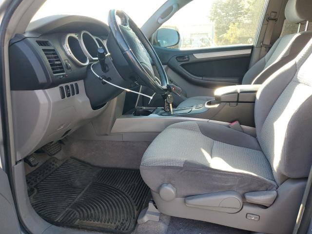 JTEBU14R858037569 - 2005 TOYOTA 4RUNNER SR5 银色 照片 7