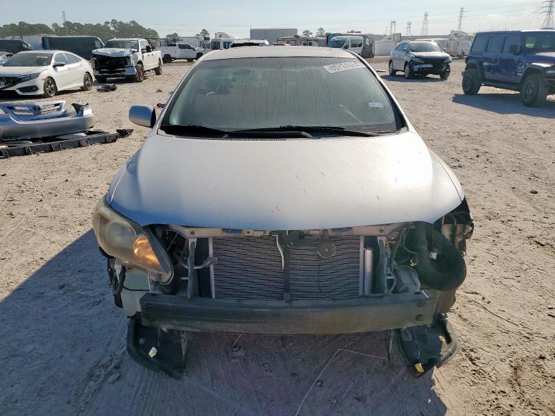 5YFBU4EE2DP173894 - 2013 TOYOTA COROLLA BASE Серебристый фото 5