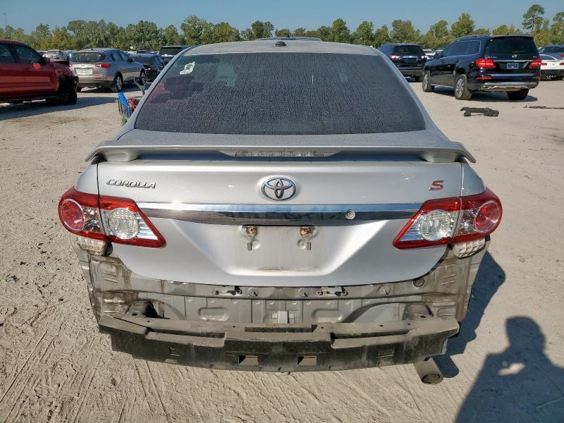 5YFBU4EE2DP173894 - 2013 TOYOTA COROLLA BASE Серебристый фото 6
