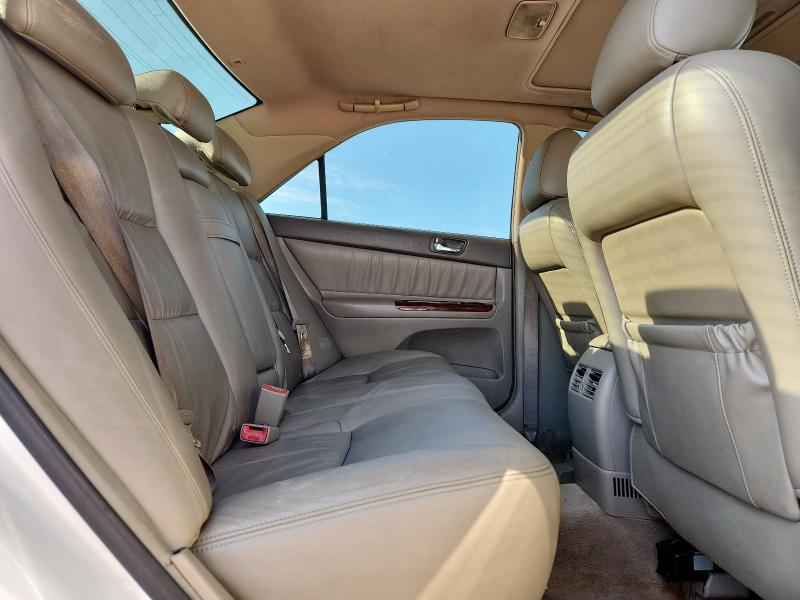 JTDBF32K650165078 - 2005 TOYOTA CAMRY LE 白色 照片 10