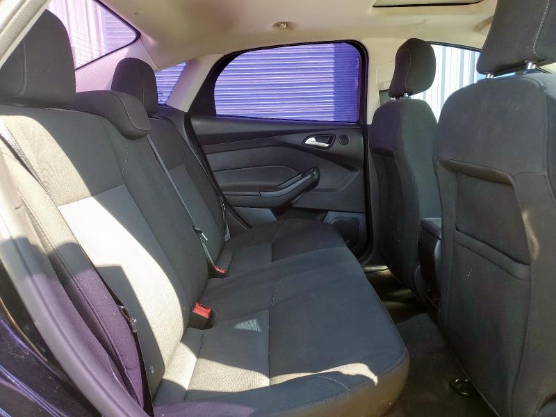 1FADP3H27JL302282 - 2018 FORD FOCUS SEL BLACK photo 10