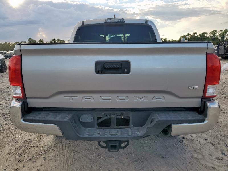 5TFAZ5CN1HX053727 - 2017 TOYOTA TACOMA DOUBLE CAB 银色 照片 6