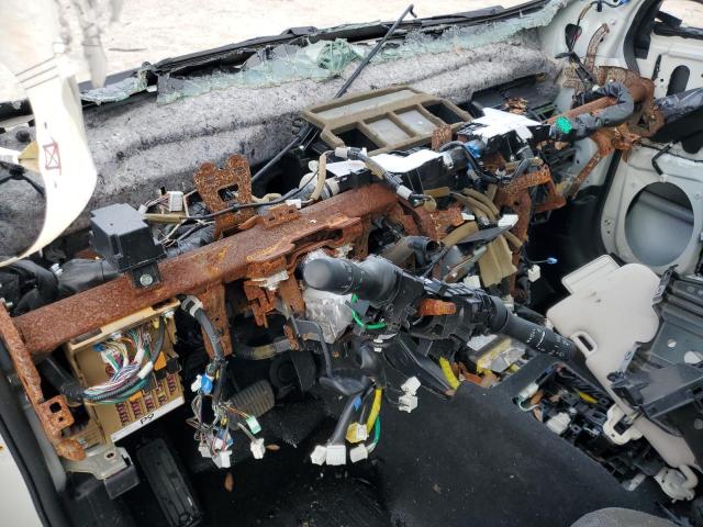 JF2SKARC0PH437757 - 2023 SUBARU FORESTER TOURING WHITE photo 9