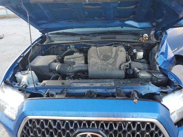 5TFCZ5AN8JX130160 - 2018 TOYOTA TACOMA DOUBLE CAB 蓝色 照片 11