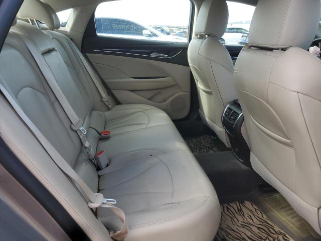 1G4ZN5SS2JU147219 - 2018 BUICK LACROSSE PREFERRED BEIGE photo 10