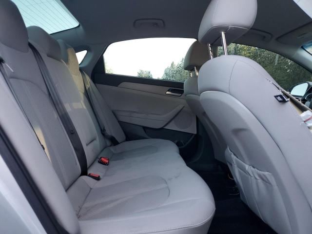 5NPE24AF6KH760188 - 2019 HYUNDAI SONATA SE 银色 照片 10
