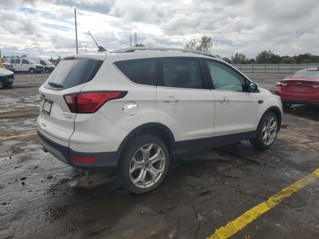 1FMCU9J9XKUA65061 - 2019 FORD ESCAPE TITANIUM Beyaz fotoğraf 3