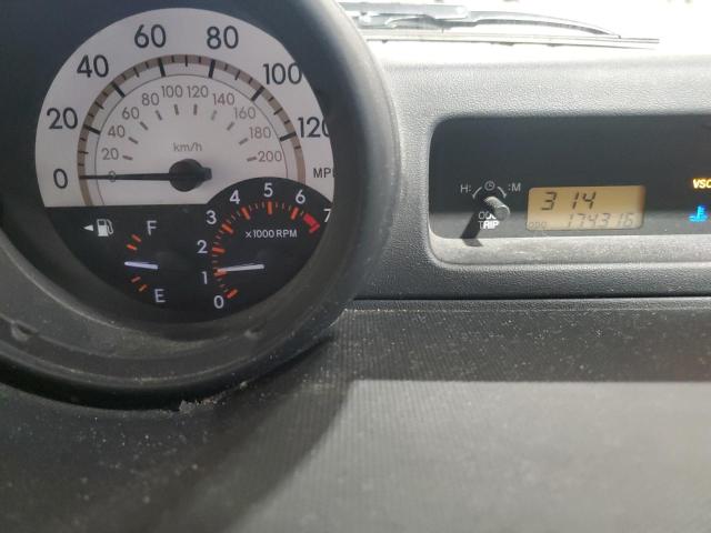 JTLKT334440131569 - 2004 TOYOTA SCION XB 白色 照片 9