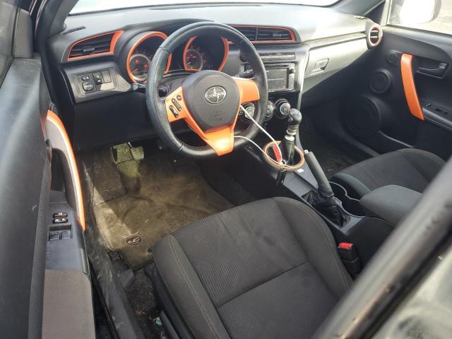 JTKJF5C71FJ007981 - 2015 TOYOTA SCION TC ორფეროვანი ფოტო 8