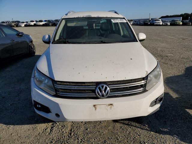 WVGBV7AX6CW585050 - 2012 VOLKSWAGEN TIGUAN S WHITE photo 5
