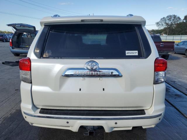 JTEZU5JR4B5018542 - 2011 TOYOTA 4RUNNER SR5 WHITE photo 6