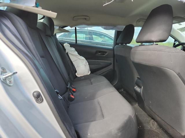 5YFB4MDEXRP090707 - 2024 TOYOTA COROLLA LE فضي صورة 10