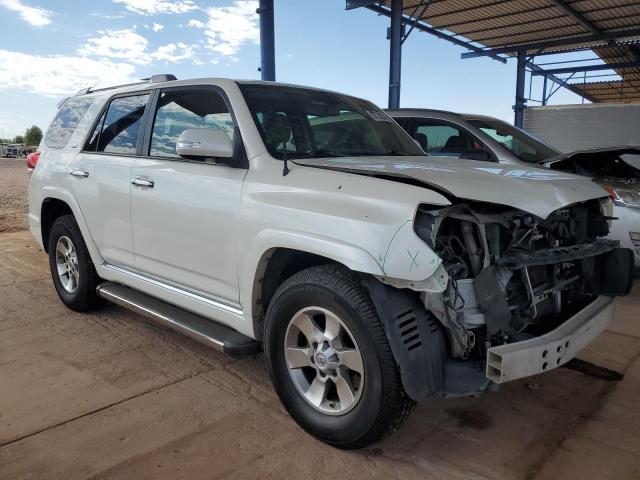 JTEZU5JR2D5059402 - 2013 TOYOTA 4RUNNER SR5 Ақ фото 4