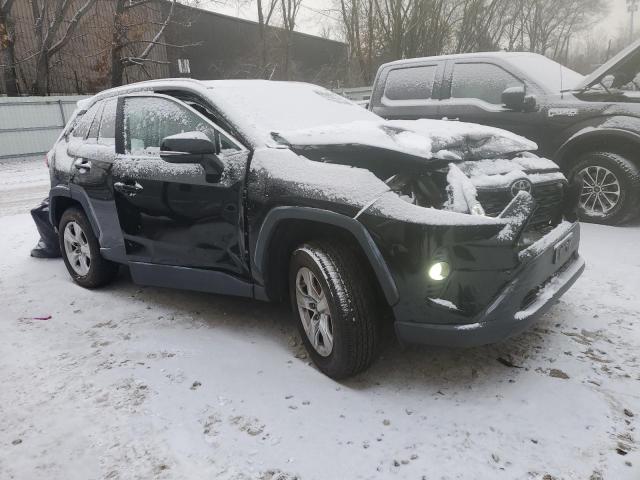 2T3P1RFV0LC126783 - 2020 TOYOTA RAV4 XLE BLACK photo 4