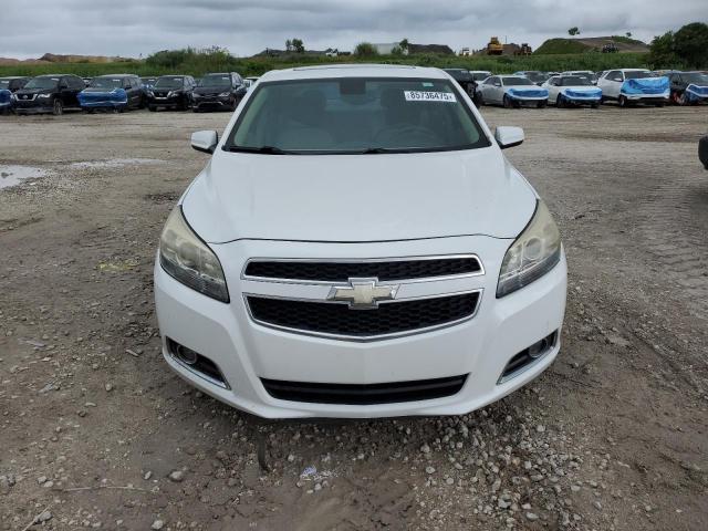 1G11F5RR6DF117076 - 2013 CHEVROLET MALIBU 2LT WHITE photo 5