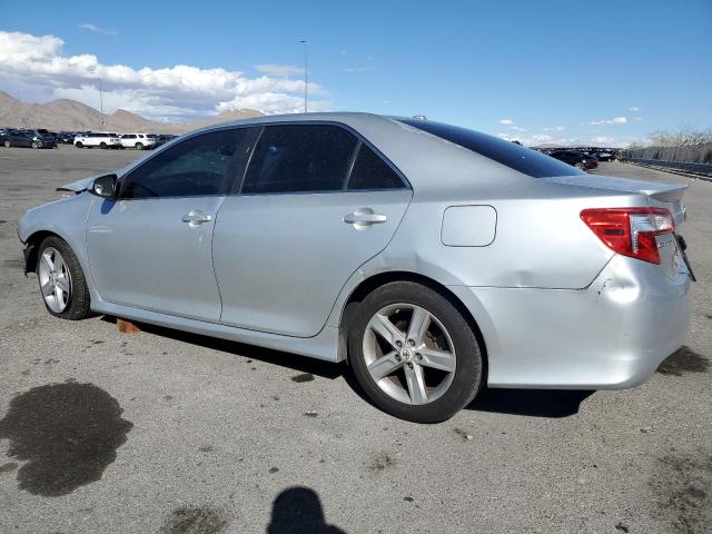 4T1BF1FK5CU012174 - 2012 TOYOTA CAMRY BASE SILVER photo 2