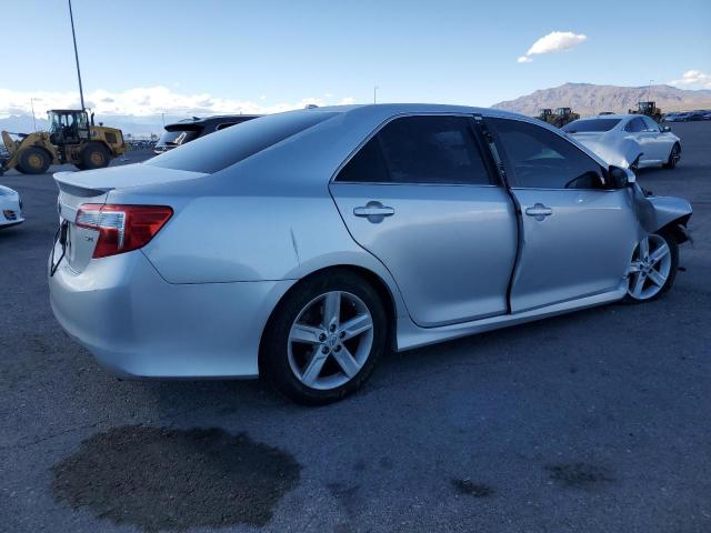 4T1BF1FK5CU012174 - 2012 TOYOTA CAMRY BASE SILVER photo 3