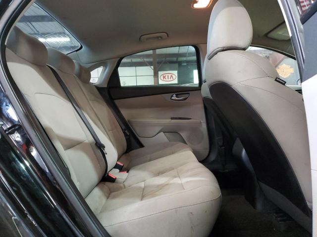 3KPF24AD1KE050753 - 2019 KIA FORTE FE Schwarz Foto 10