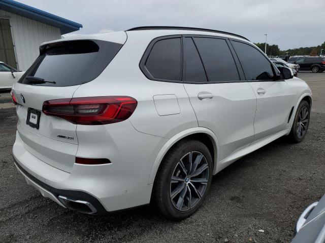 5UXJU2C57KLN65650 - 2019 BMW X5 XDRIVE50I WHITE photo 3