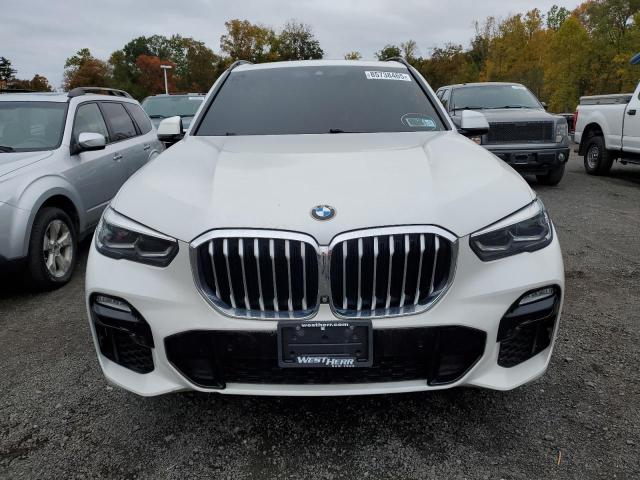 5UXJU2C57KLN65650 - 2019 BMW X5 XDRIVE50I WHITE photo 5