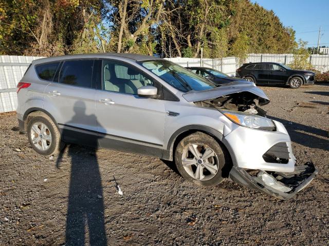 1FMCU0GX6DUD26870 - 2013 FORD ESCAPE SE 银色 照片 4