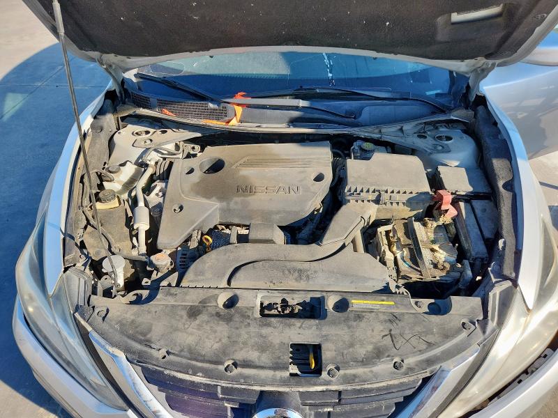 1N4AL3AP4JC287034 - 2018 NISSAN ALTIMA 2.5 银色 照片 11