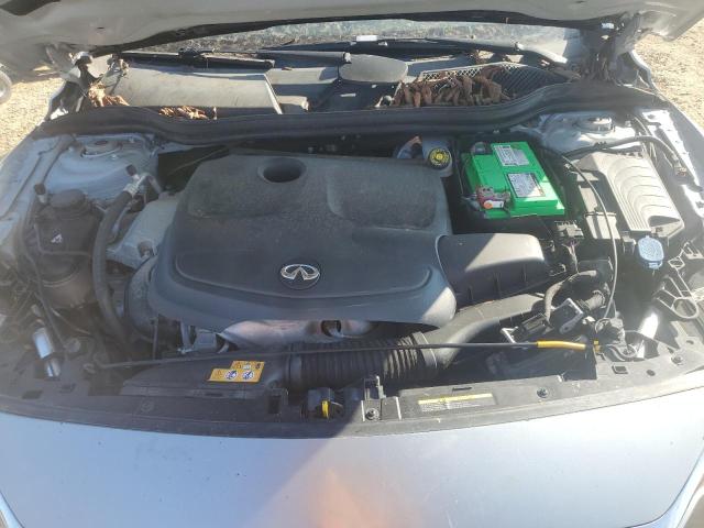 SJKCH5CP3JA043316 - 2018 INFINITI QX30 BASE SILVER photo 11