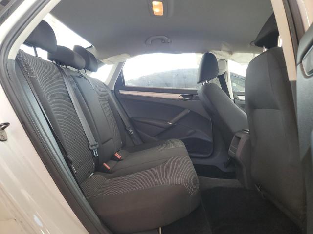 1VWAT7A30HC076984 - 2017 VOLKSWAGEN PASSAT S WHITE photo 10