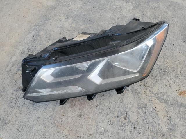 1VWAT7A30HC076984 - 2017 VOLKSWAGEN PASSAT S WHITE photo 12