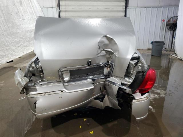 1LNHM81W24Y665543 - 2004 LINCOLN TOWN CAR EXECUTIVE Silber Foto 6