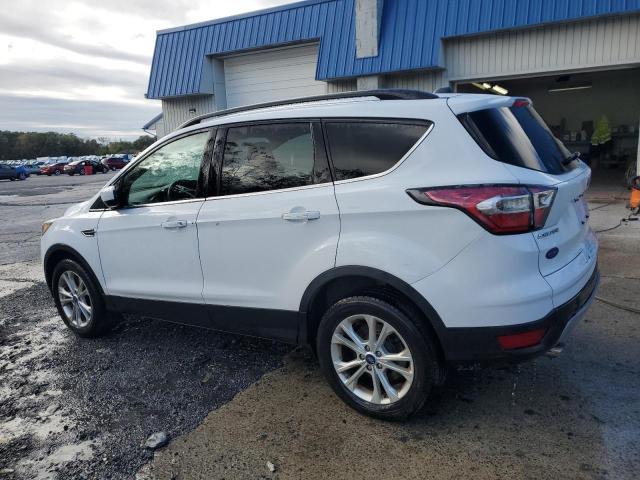 1FMCU9GD6JUB95008 - 2018 FORD ESCAPE SE أبيض صورة 2