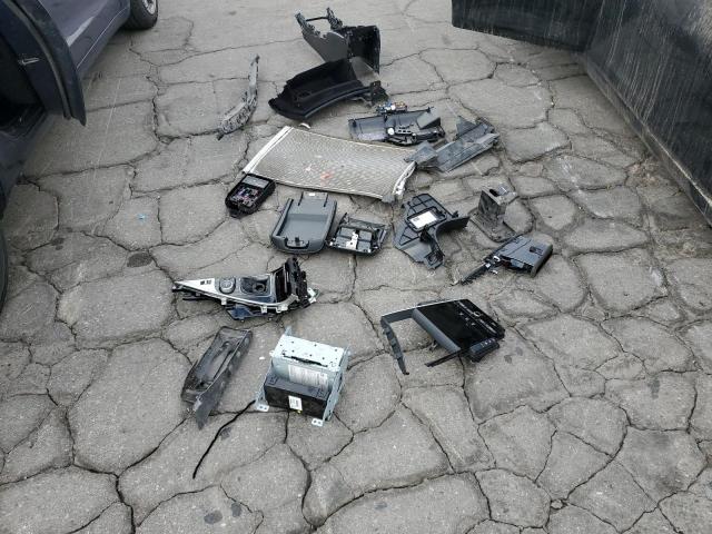 JN1EV7AP9JM361431 - 2018 INFINITI Q50 LUXE Қара фото 12