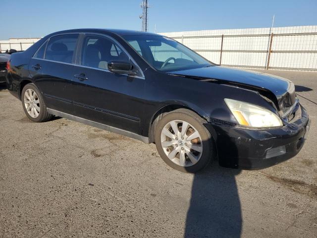 1HGCM66457A055838 - 2007 HONDA ACCORD SE შავი ფოტო 4