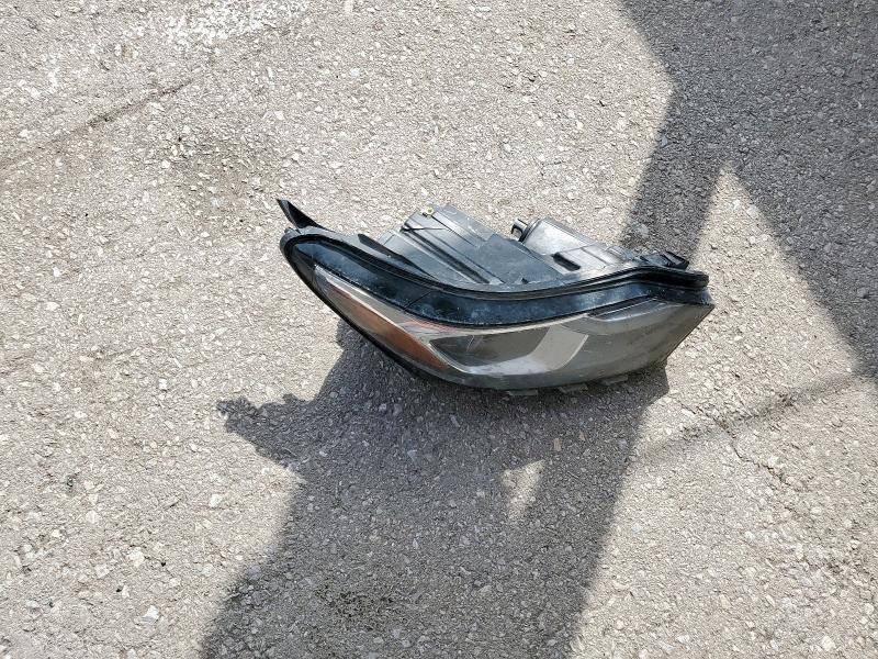 2GNAXREV6J6291998 - 2018 CHEVROLET EQUINOX LS GREEN photo 13