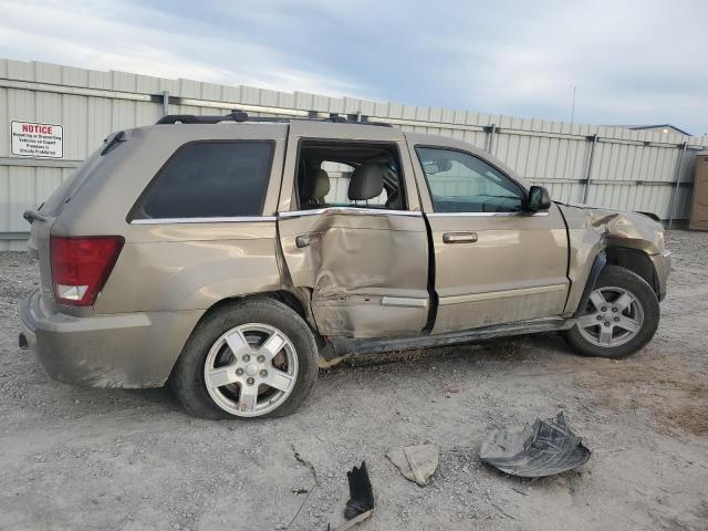 1J4HR58206C102797 - 2006 JEEP GRAND CHER LIMITED BROWN photo 3