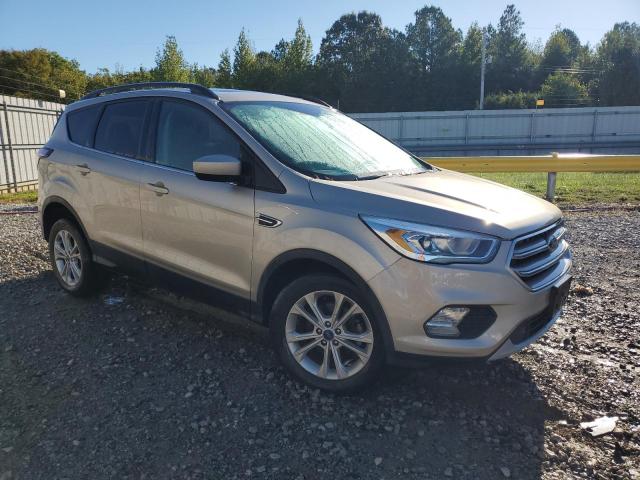 1FMCU0GD0HUC32026 - 2017 FORD ESCAPE SE 奶油色 照片 4