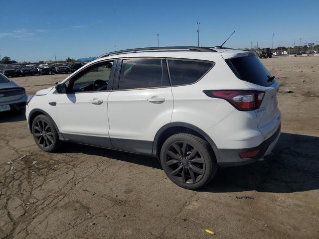 1FMCU9GD8JUC47691 - 2018 FORD ESCAPE SE Beyaz fotoğraf 2