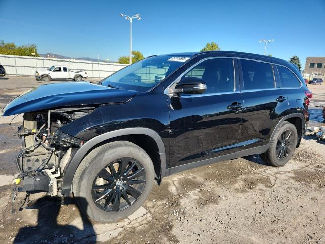 2019 TOYOTA HIGHLANDER SE, 