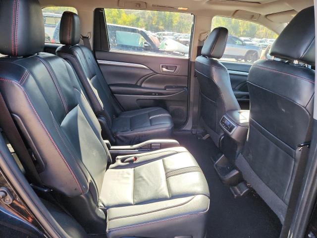 5TDJZRFH5KS925059 - 2019 TOYOTA HIGHLANDER SE Черный фото 11