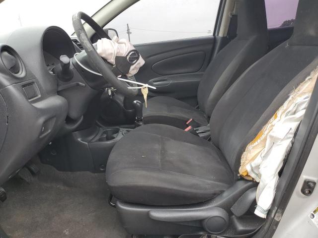 3N1CN7AP9DL860932 - 2013 NISSAN VERSA S SILVER photo 7