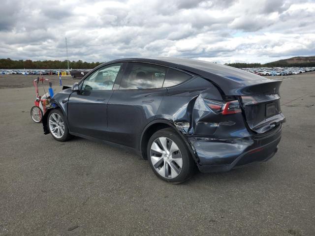 7SAYGDEE5RA252352 - 2024 TESLA MODEL Y Темно-сірий фото 2