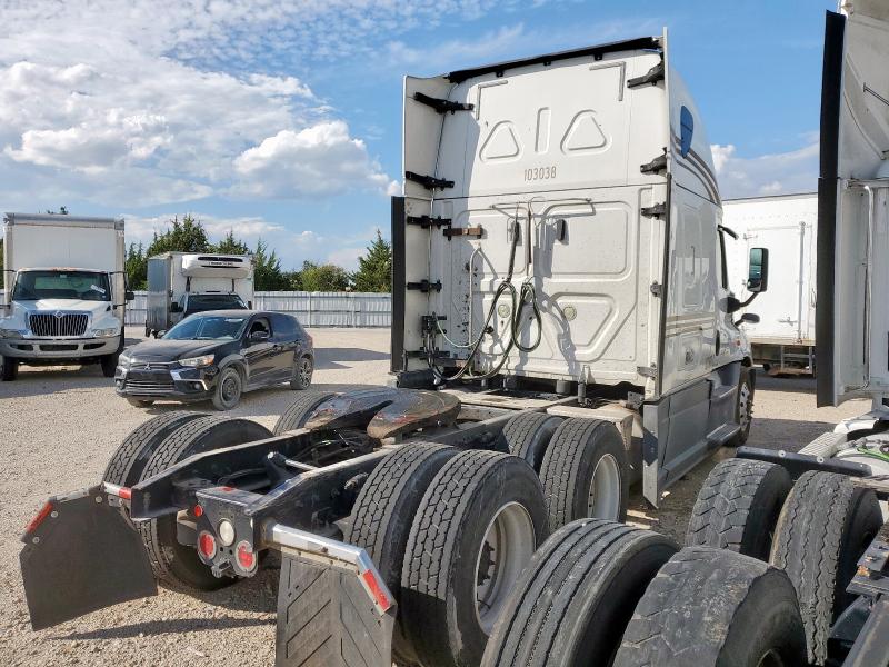 3AKJGLDR0JSJK5409 - 2018 FREIGHTLINER CASCADIA 1 WHITE photo 6