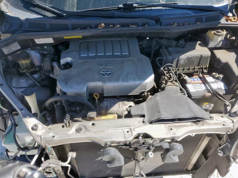 5TDYK4CC3AS294874 - 2010 TOYOTA SIENNA XLE SILVER photo 12