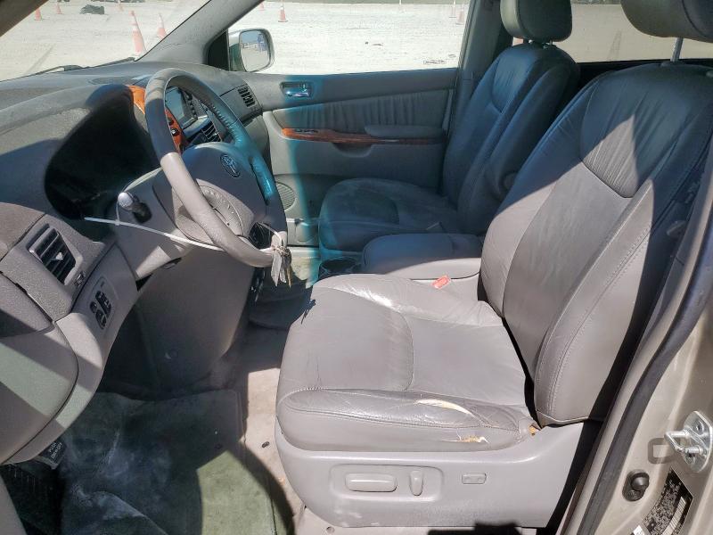 5TDYK4CC3AS294874 - 2010 TOYOTA SIENNA XLE SILVER photo 7