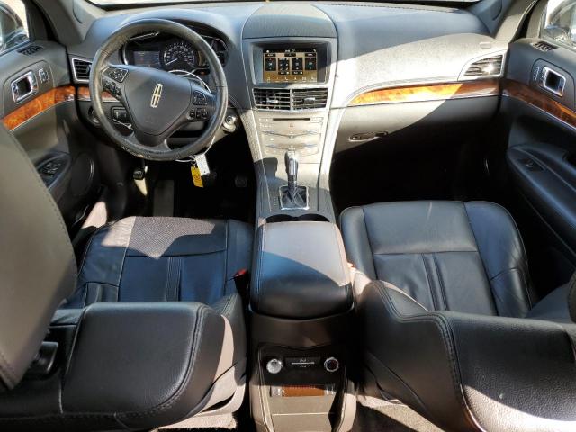 2LMHJ5NK9JBL02393 - 2018 LINCOLN MKT 黑色 照片 8