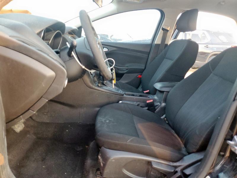 1FADP3K27JL249303 - 2018 FORD FOCUS SE 黑色 照片 7