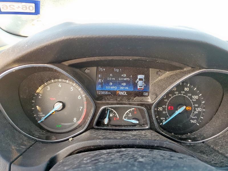 1FADP3K27JL249303 - 2018 FORD FOCUS SE 黑色 照片 9