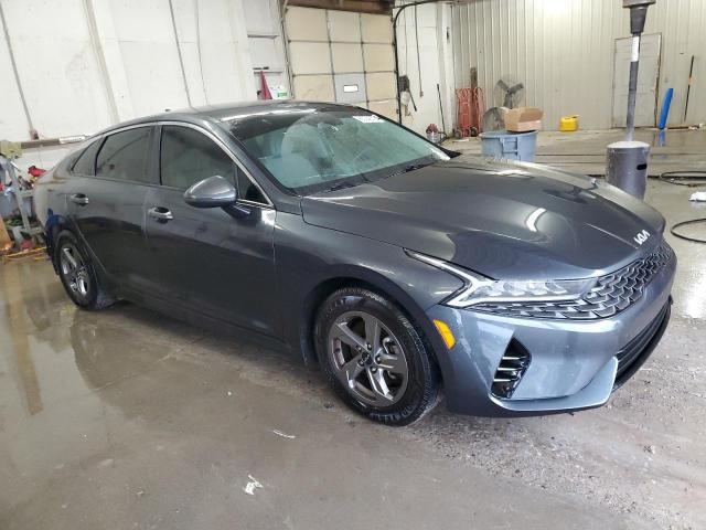 5XXG14J23NG137829 - 2022 KIA K5 LXS GRAY photo 4