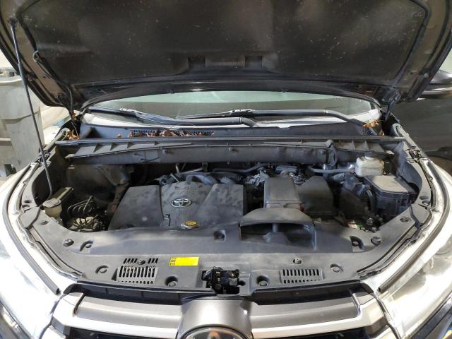 5TDJZRFH0HS518551 - 2017 TOYOTA HIGHLANDER SE 黑色 照片 12