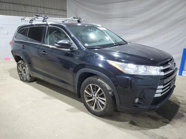 5TDJZRFH0HS518551 - 2017 TOYOTA HIGHLANDER SE 黑色 照片 4